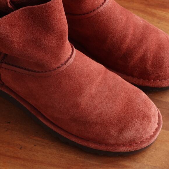 UGG Boots Womens SZ 6 Red Unlined Classic Mini Suede Pull On Casual Comfort Flat - Picture 4 of 14